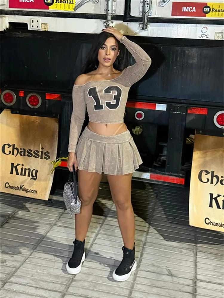 2-Piece Set Women One Shoulder Long Sleeves Letter Print Biased Collar Crop Tops+Pleated Skirt Street Matching Suits