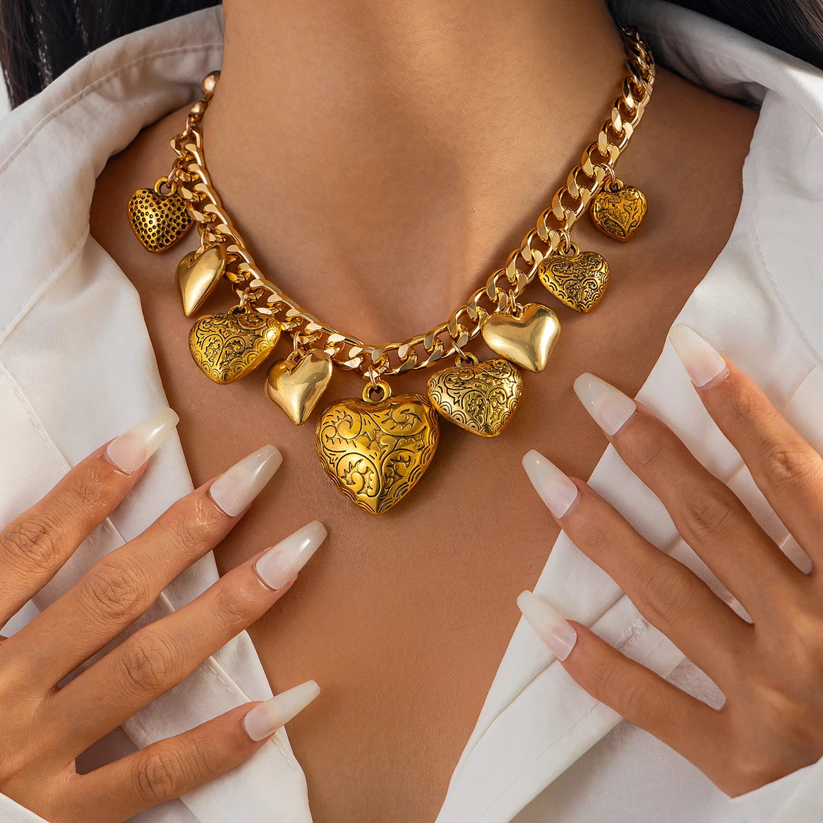 Vintage Printed Love Heart Tassel Pendant Choker Necklace for Women Punk Asymmetrical Chunky Chain Aesthetics Jewelry