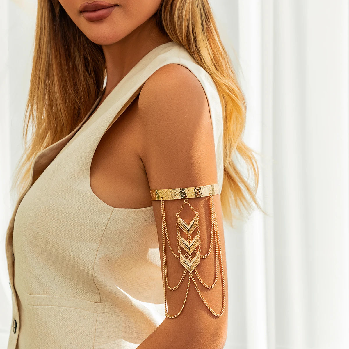 Vintage Punk Tassel Link Open Upper Arm Bracelet for Women Goth V Shape Pendant Adjustable Bangles Couple Jewelry Gift