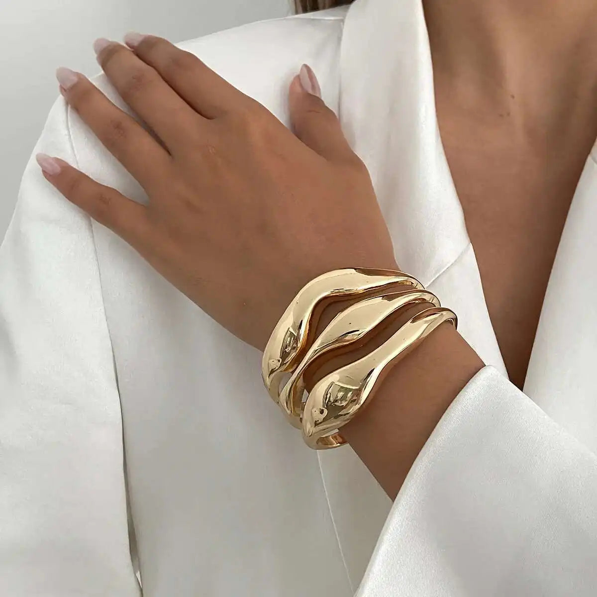 2 Styles Trendy Simple Chunky Thick Bangles for Women Vintage Smooth Curved Alloy Bracelet Summer Charm Jewelry Gift
