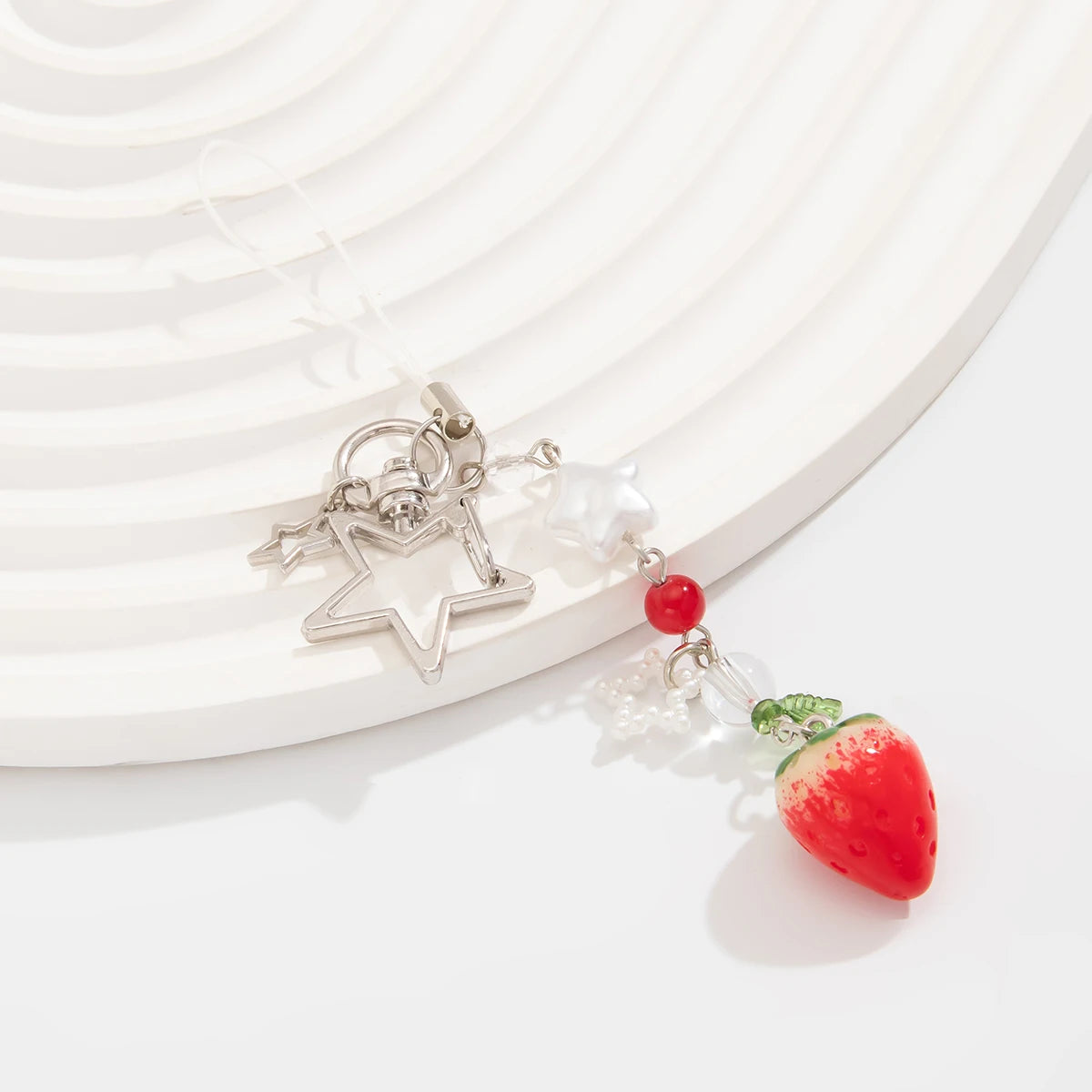 1Pcs Exquisite Sweet Flower Beaded Keychain Cute Colorful Strawberry Bow Tassels Pendant Key Accessories Jewelry Gifts
