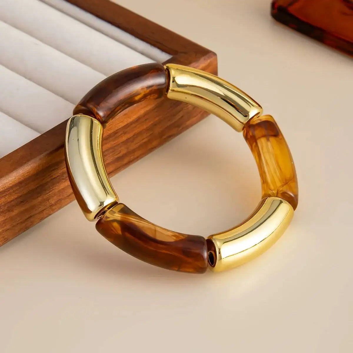 4 Styles Vintage Acrylic Bangles for Women 2026 New Daily Stacking Resilient Bracelets Couple Jewelry Accessories