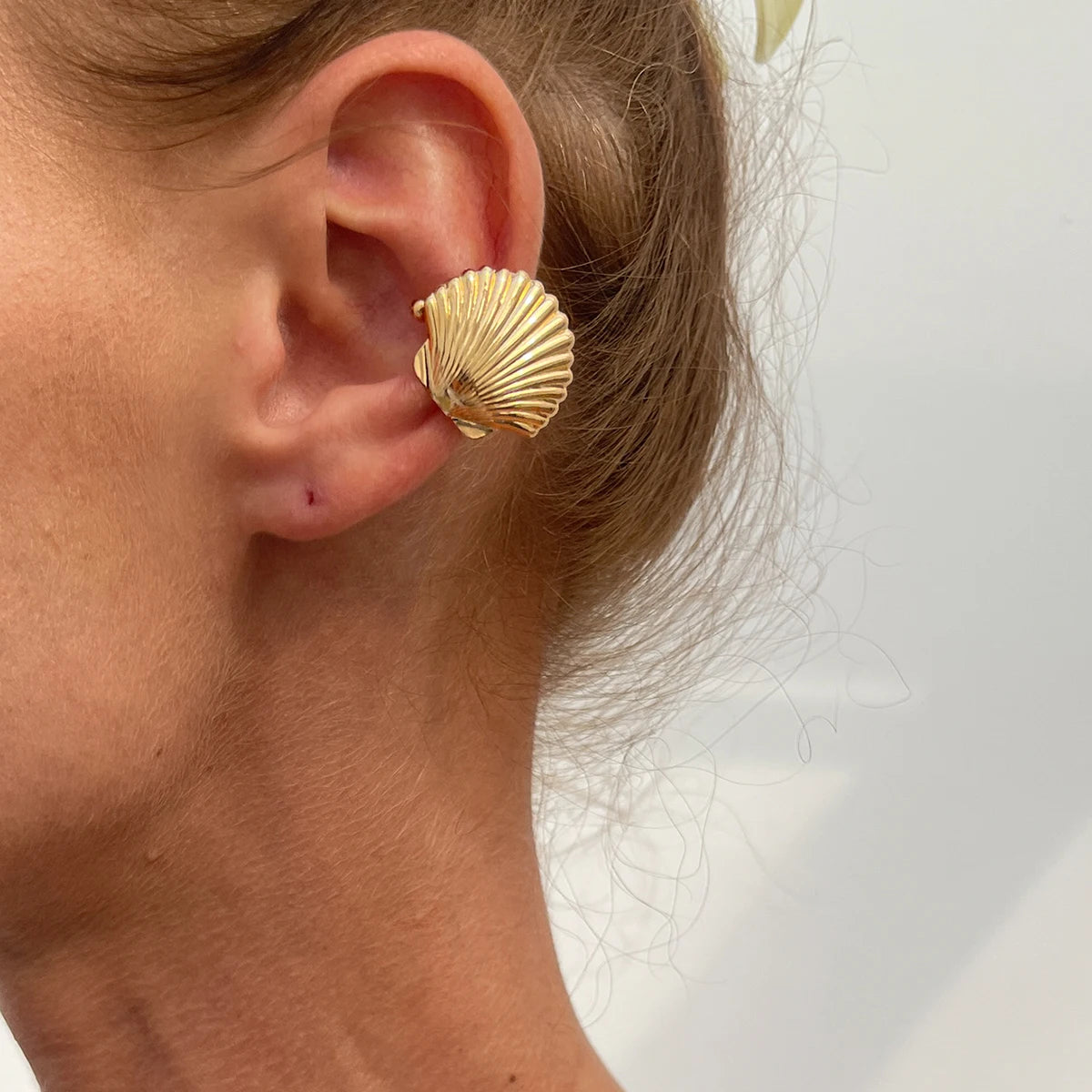 1PC Simple Metal Starfish Flower Ear Cuff for Women Non Piercing Fake Cartilage Moon Scallop Clip Earrings Jewelry Gift