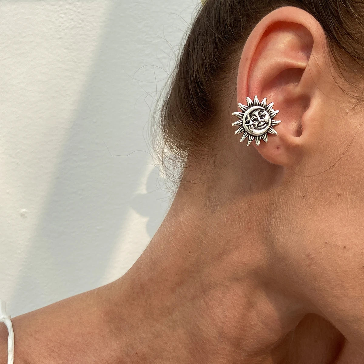 1PC Simple Metal Starfish Flower Ear Cuff for Women Non Piercing Fake Cartilage Moon Scallop Clip Earrings Jewelry Gift