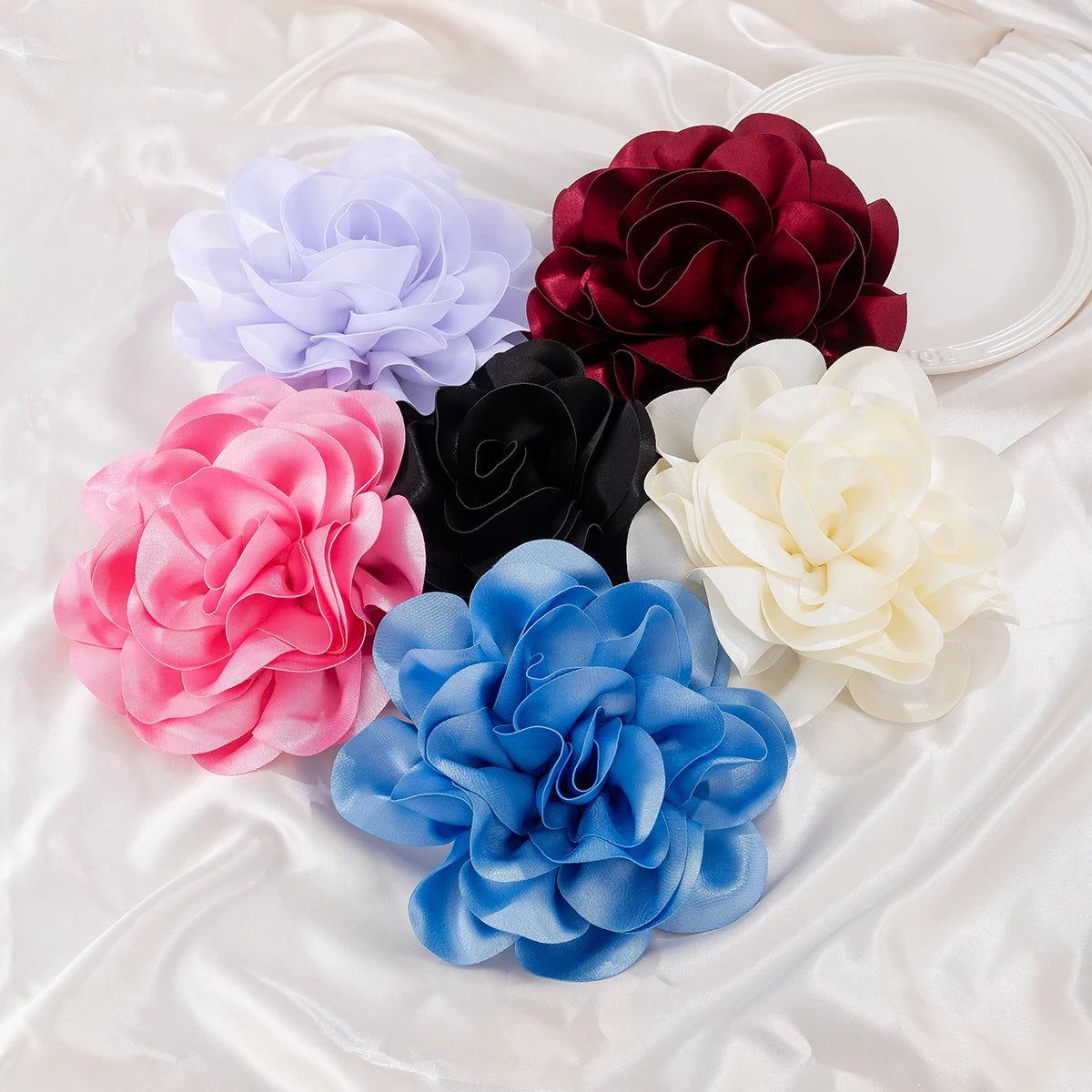 20CM Exaggerated Multilayer Satin Rose Flower Brooch for Women Wed Bridal Elegant Party Pin Jewelry Accessories Gift