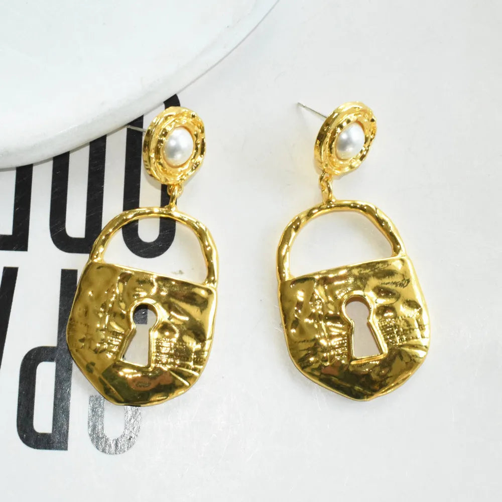 Baroque Style Vintage Resin Big Eyes Dangle Earrings For Women Jewelry New Arrival Fashion Exaggerated Lady Ears' Accessories
