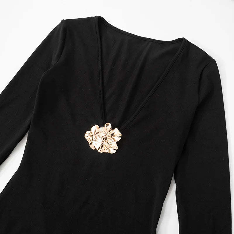 Hardwear Detail Deep V Long Sleeve Dresses Sexy Black Mini Dress Trending Women Clothing 2025 New Arrivals