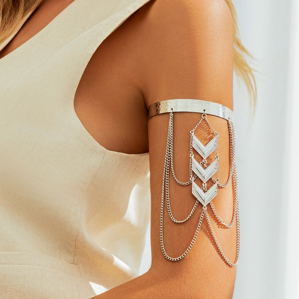 Vintage Punk Tassel Link Open Upper Arm Bracelet for Women Goth V Shape Pendant Adjustable Bangles Couple Jewelry Gift