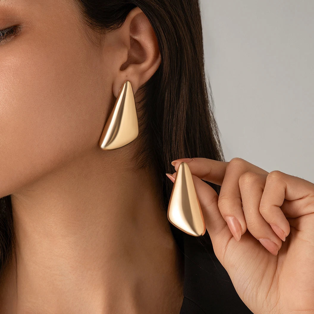 Vintage Punk Smooth Metal Stud Earrings Women Trend Goth Geometric Piercing Earrings Ear Jewelry Accessories Gift