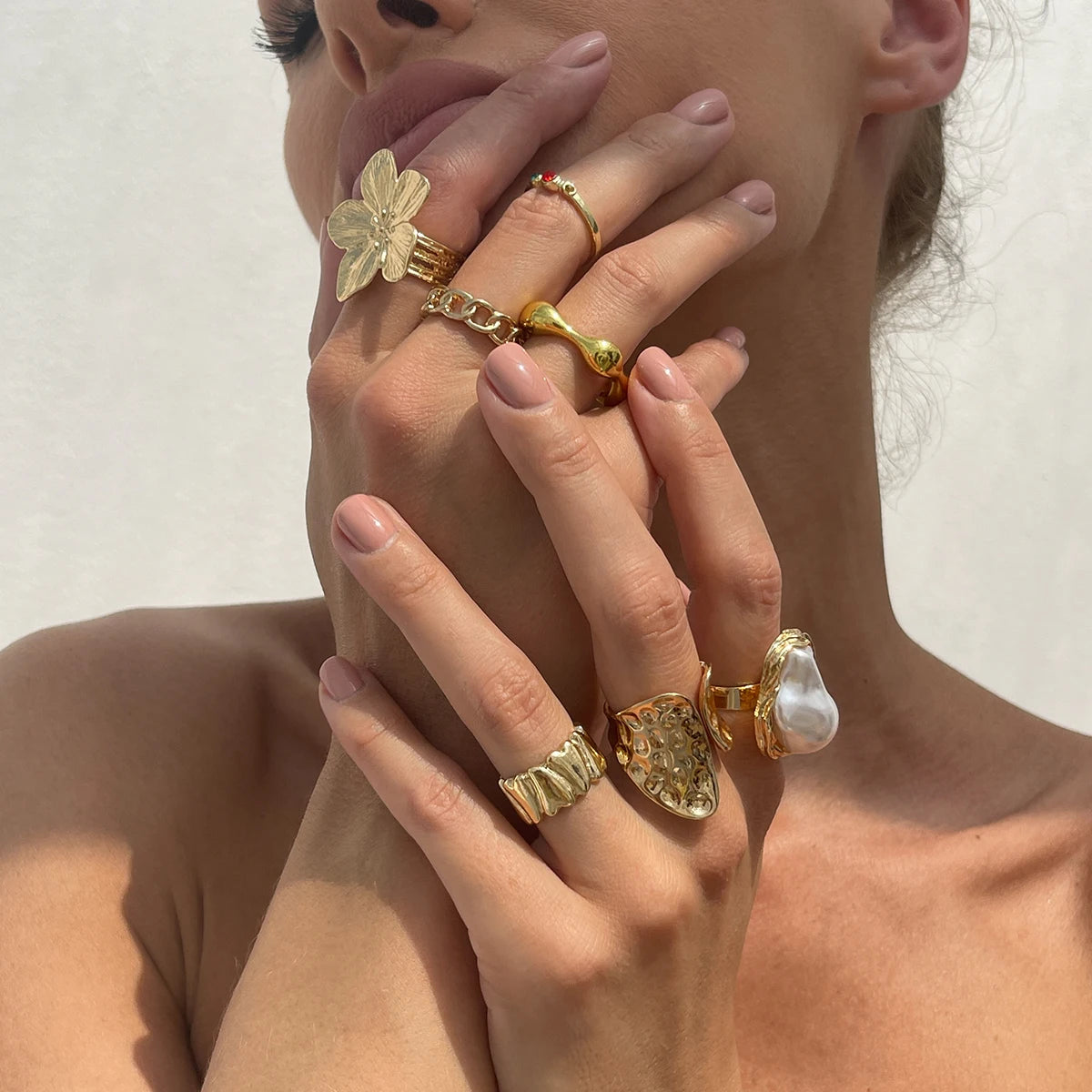 2025 New Fashion Metal Flower Open Rings for Women Creative Baroque Imitation Pearl Rings Y2K Bridal Wed Jewelry Gift