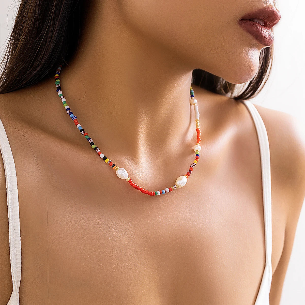 Cute Hip Hop Colorful Rice Beads Short Chokers Necklaces for Women Sweet Bohemian Imitation Pearl Neck Chain Girls Party Jewelry