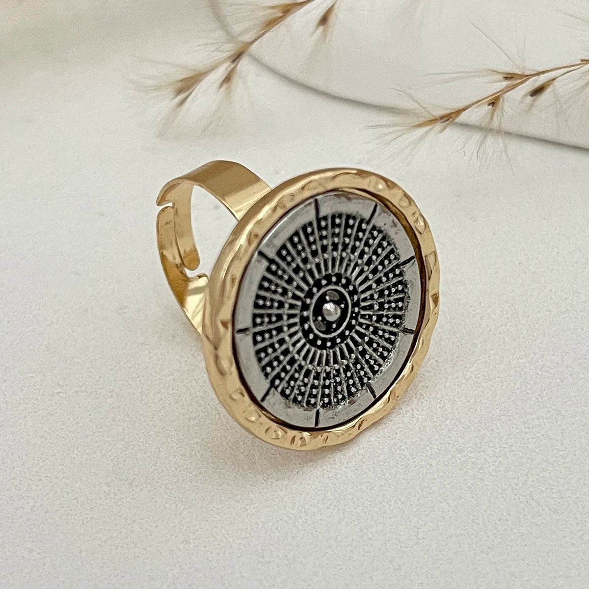 18 Styles Vintage Punk Petal Flowers Rings for Women 2025 Trend Goth Geometric Adjustable Rings New Year Party Jewelry