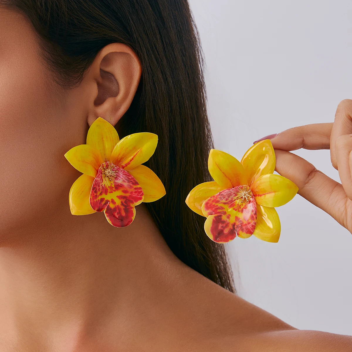 Y2K Boho Colorful Large Petal Flower Stud Earrings for Women New Trend Kpop Geometric Piercing Earrings Party Jewelry
