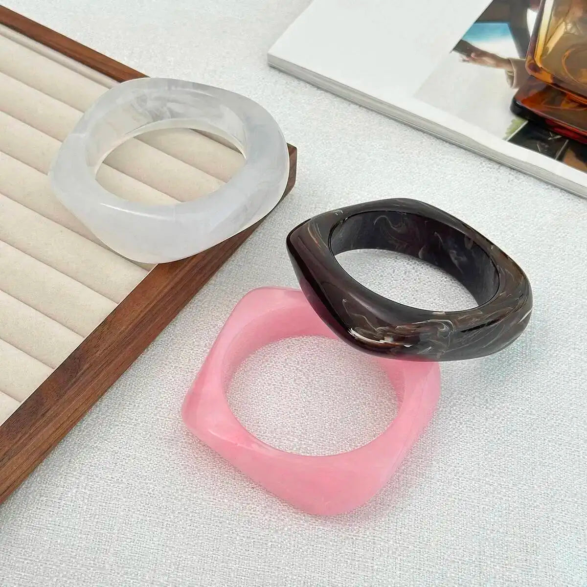 Y2K Kpop Irregular Resin Acrylic Bangles for Women New Trend Boho Geometric Charm Wide Bracelets Pulseras Jewelry Gift