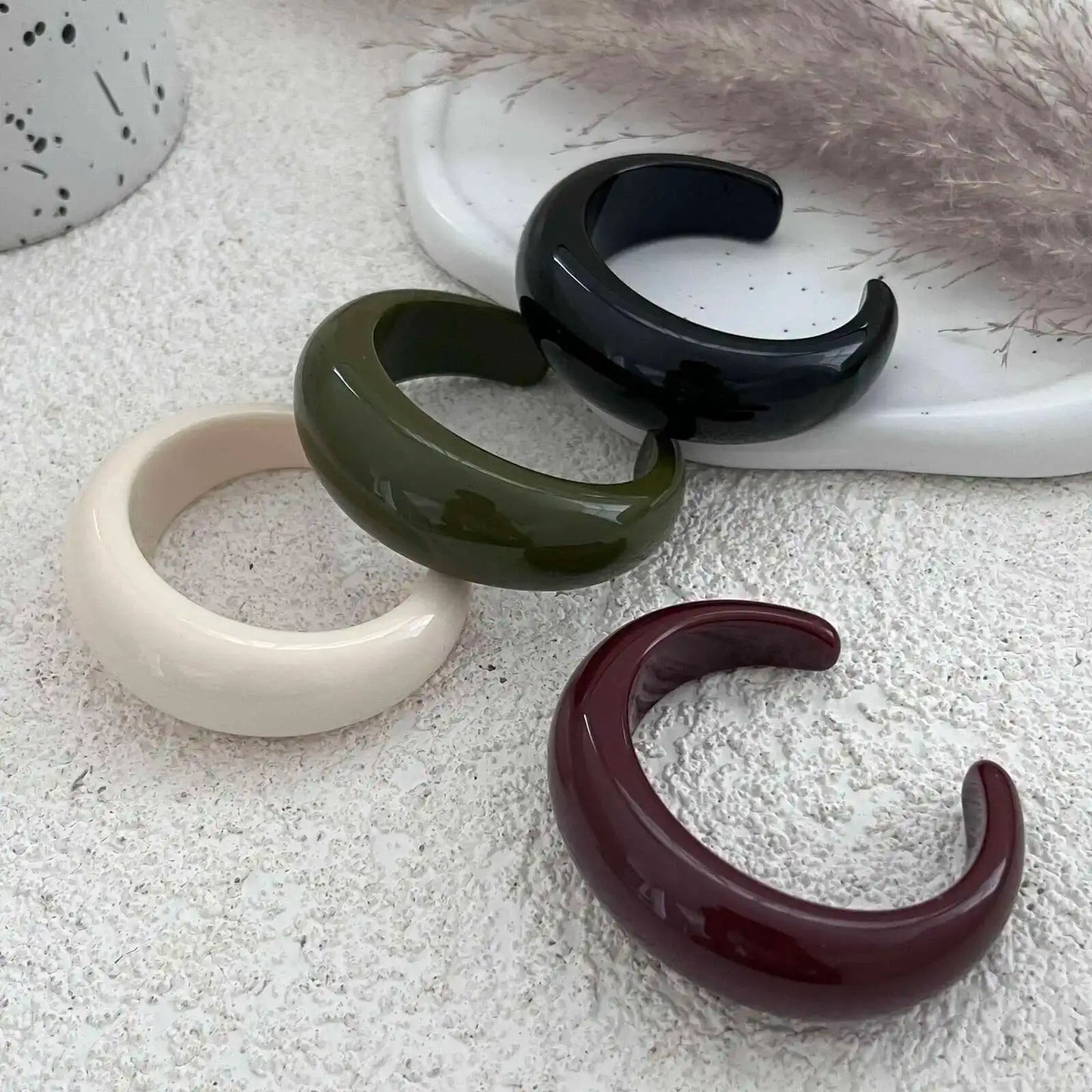 Y2K Boho Thick Resin Acrylic Open Wide Bangles for Women New Trend Vintage Irregular Chunky Arm Bracelets Daily Jewelry