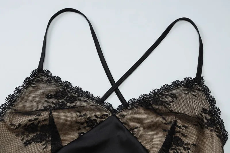 Sexy Deep V Neck Backless Long Dresses Lace Patchwork Satin Black Evening Dress Ladies Party Outfits Elegant