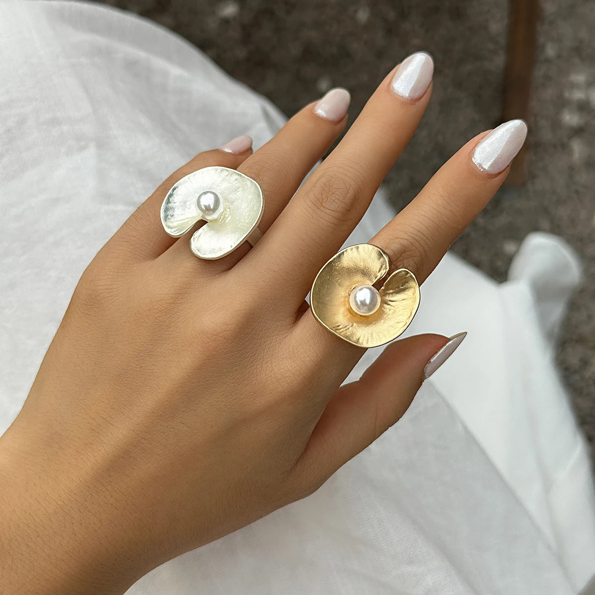 2Pcs Punk Creative Imitation Pearl Lotus Leaves Open Rings Set for Women Goth Gold Color Geometric Finger Ring Wed Accessories