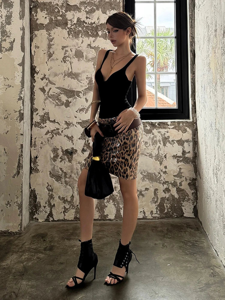 Low-Neck Bodysuit Women Sleeveless Backless Skinny Summer Fashion Simple Classic Midnight Hottie Street Clubwear Tops