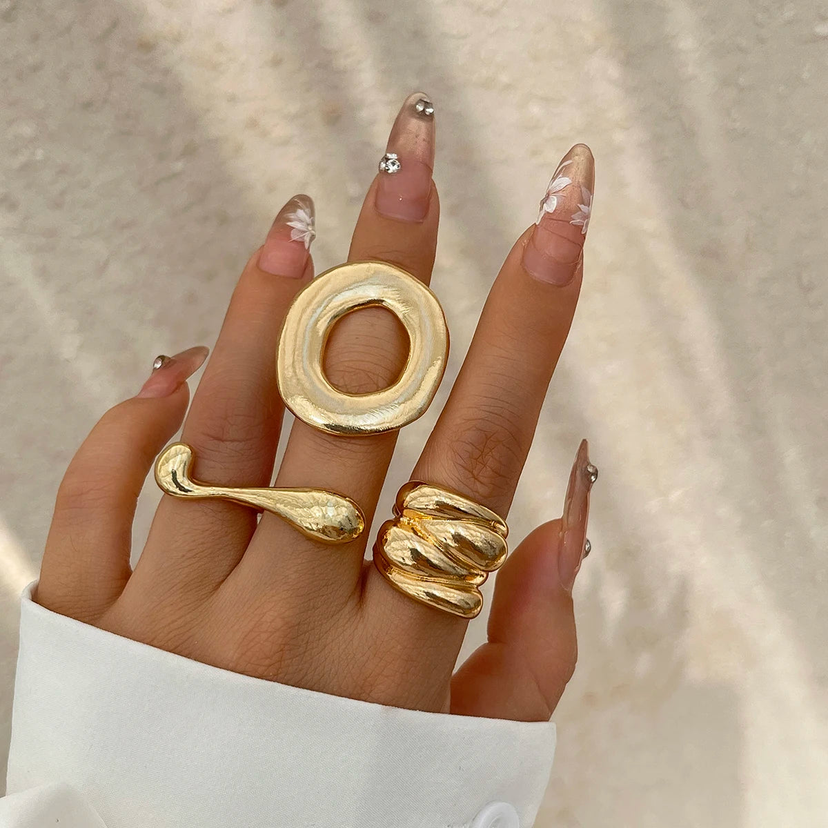 Vintage Gothic Geometric Metal Rings for Women Trend Boho Flower Irregular Circular Couple Ring Wed Jewelry Accessories New