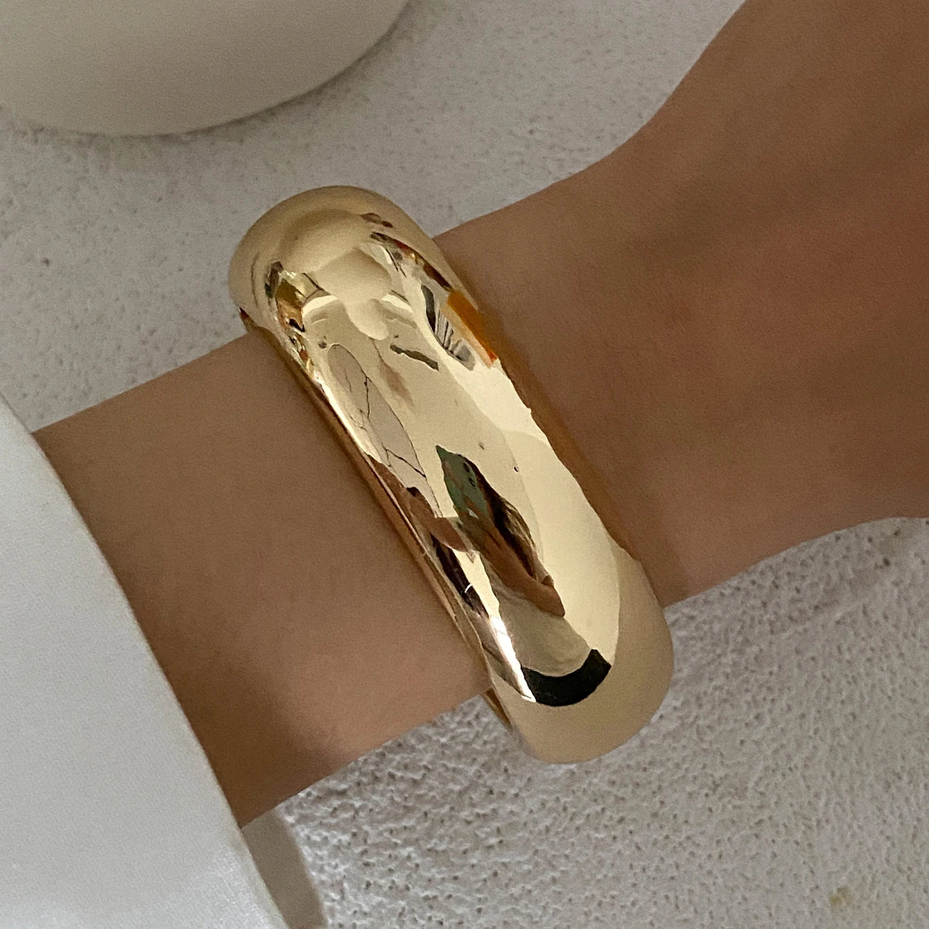 2025 Trendy Irregular Thick Resin Bangle Bracelets for Women Vintage Unique Wide Cuff Bracelet Party Beach Jewelry
