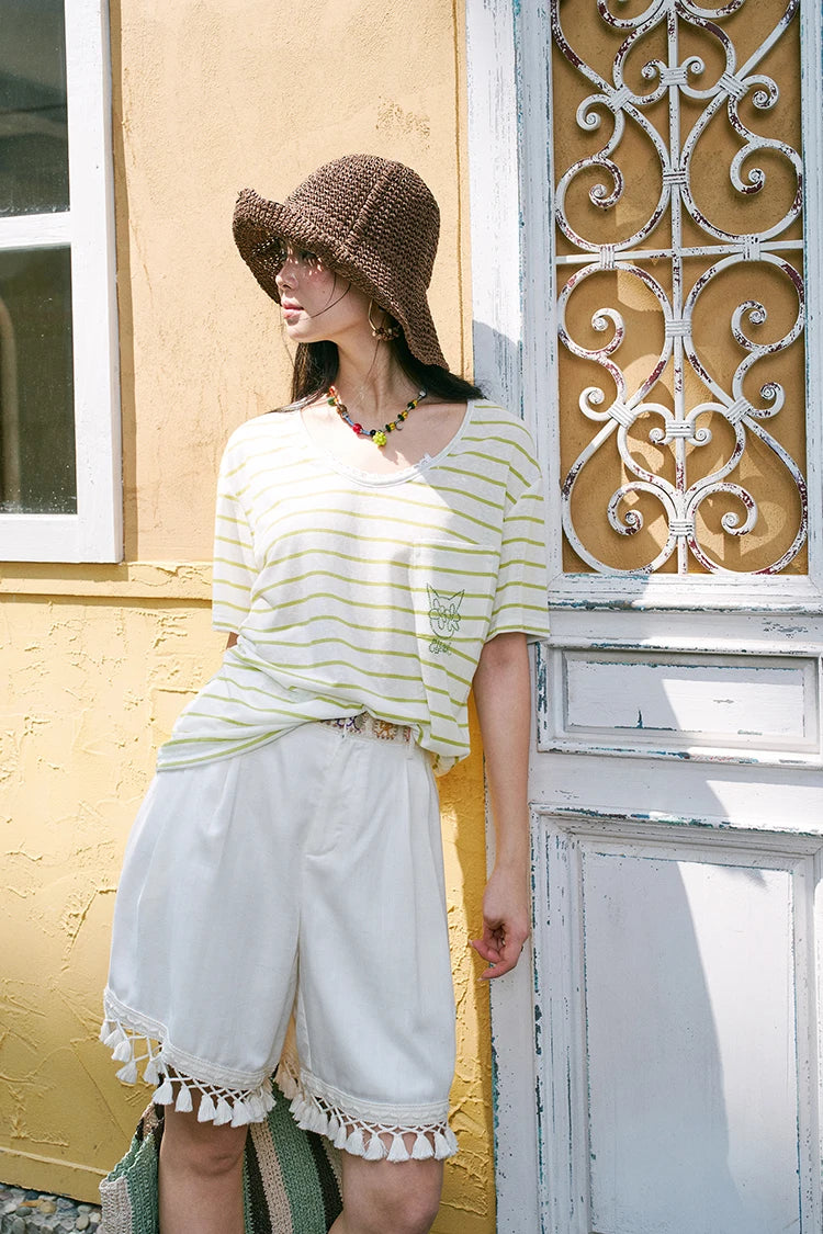 Women's Minimal Striped T‑Shirt with Embroidered Cat Pocket Detail, Short Sleeve Regular Tee for Summer, Soft Daily Wear