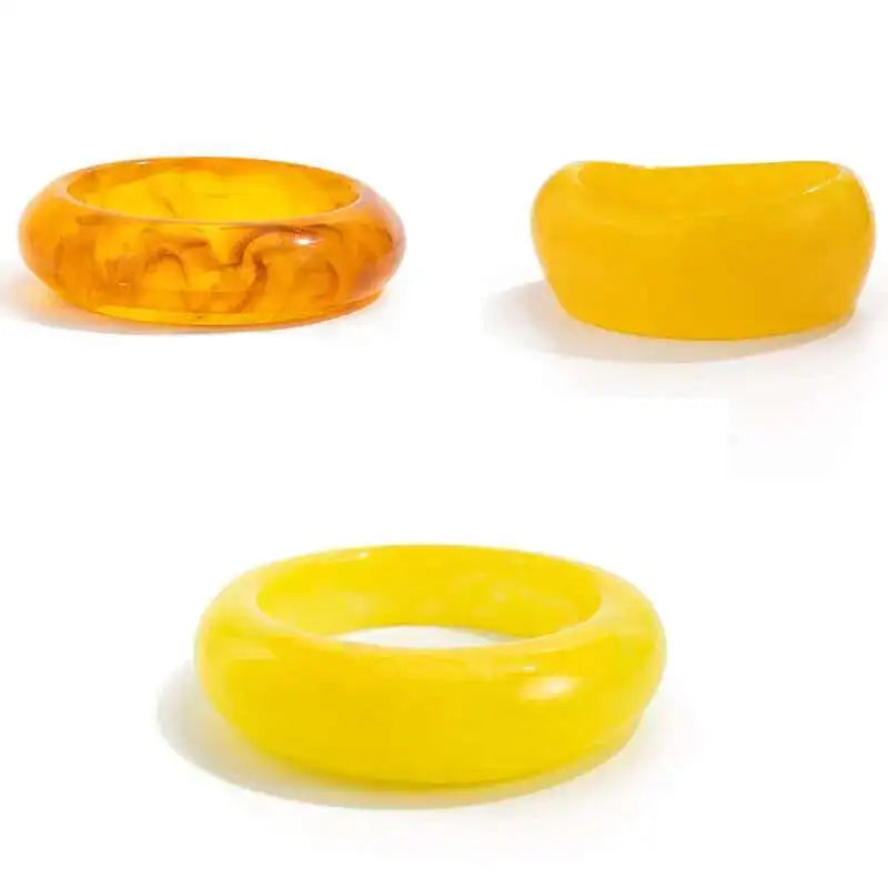 Y2K Boho Yellow Resin Acrylic Bangles for Women New Trend Vintage Geometric Irregular Bracelets Daily Party Jewelry