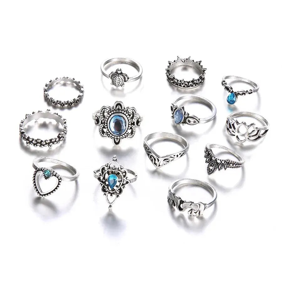 13Pcs/Set Vintage Carved Hollow Flower Crown Love Rings for Women Trendy Retro Exquisite Fringer Rings Party Jewelry Gift