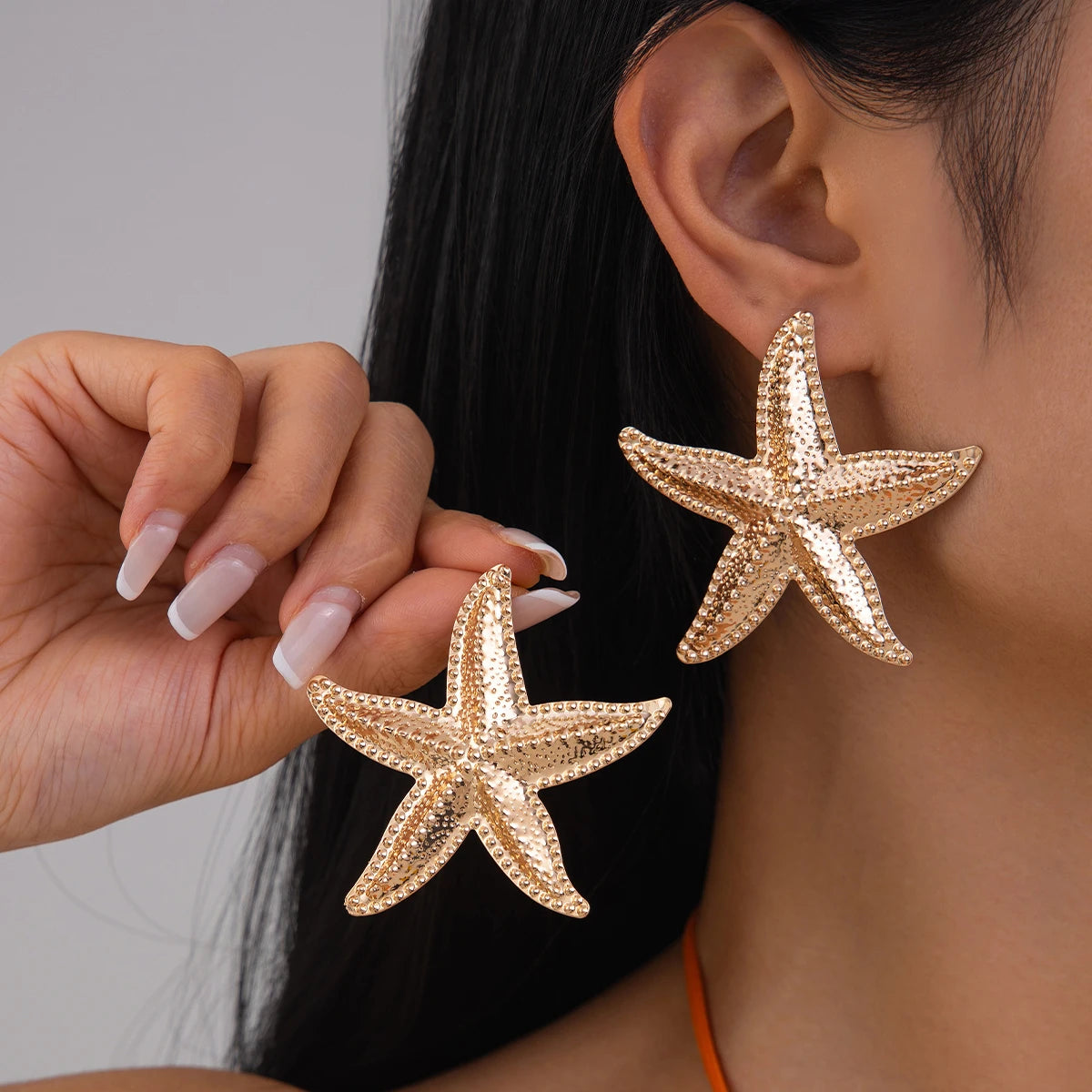 2025 New Fashion Boho Metal Starfish Stud Earrings for Women Summer Gold Color Piercing Earrings Aesthetic Jewelry Gift