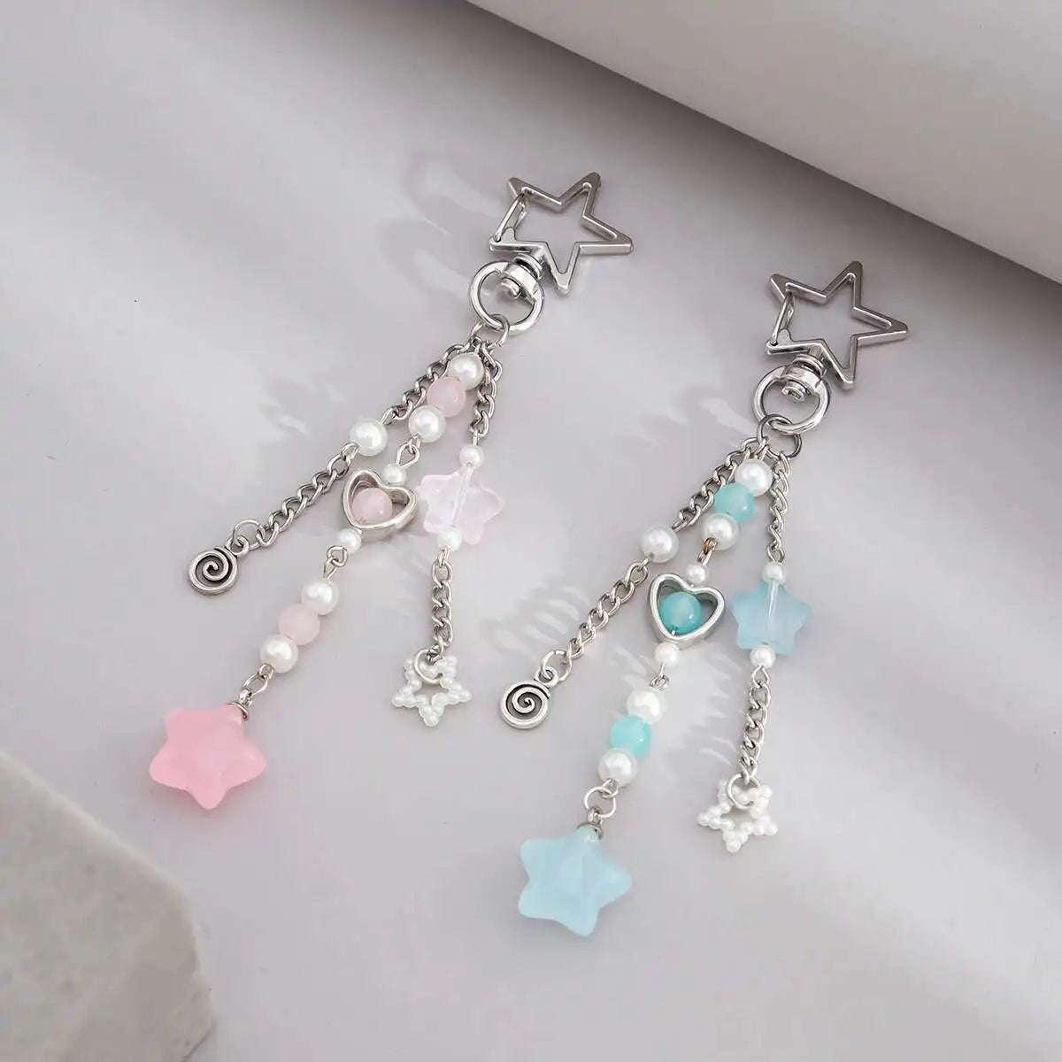 Y2K 2025 New Korean Fashion Strawberry Bow Keychains Heart Pendant Keyring Ins Aesthetic Holder Bag Pendant Accessories