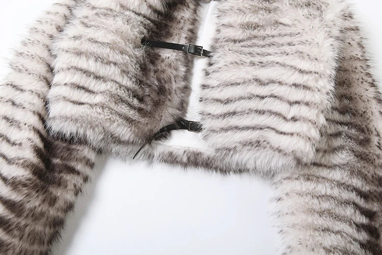 Sexy Fur Crop Jacket Woman Luxury Belt Metal Buckle Gradient Furs Warm Full Sleeve Street Hipster Wild Cardigan Coat