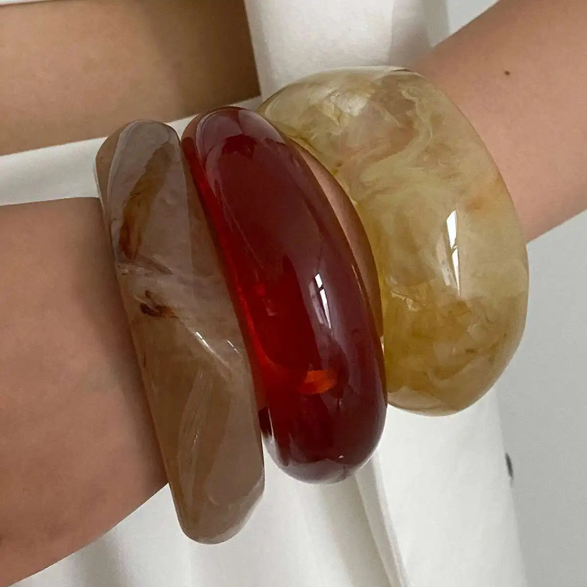 Y2K Boho Brown Thick Resin Acrylic Bangles for Women 2025 New Fashion Irregular Wide Arm Bracelets Party Jewelry Gift