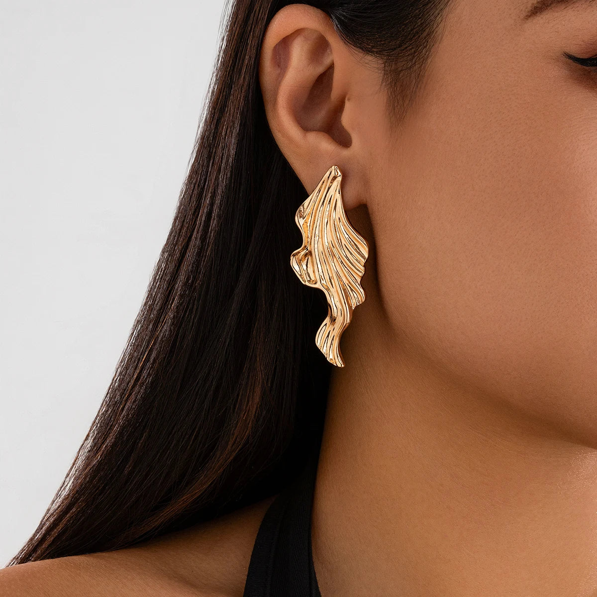 Vintage Irregular Fish Tail Drop Earrings for Women Fashion Statement Creative Metal Piercing Earring Steampunk Jewelry