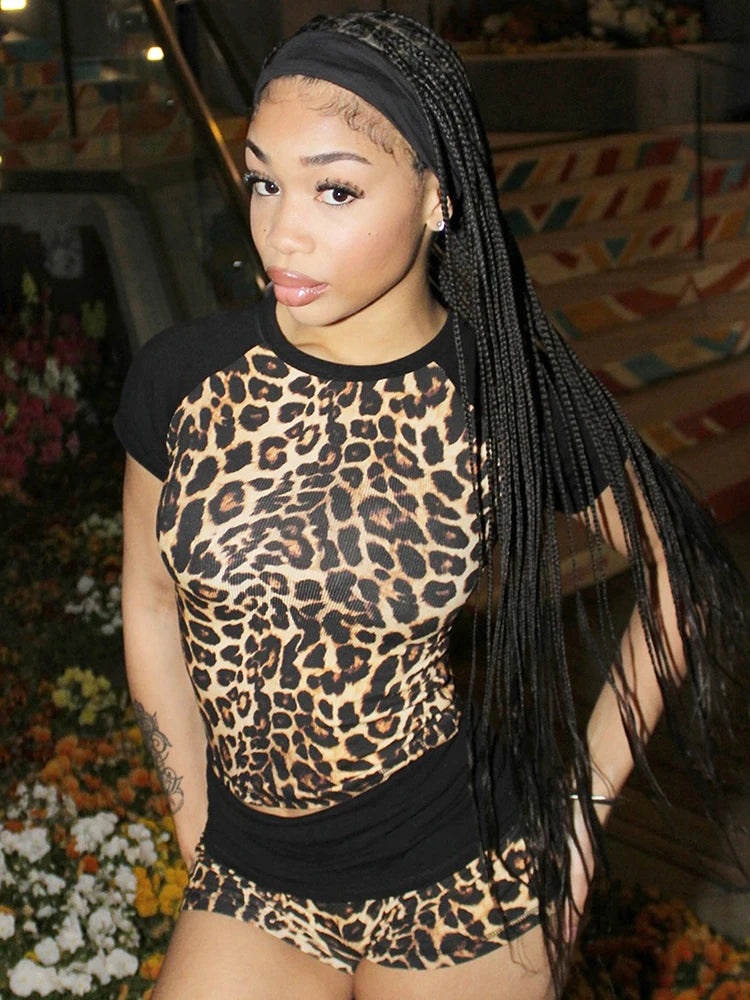 Leopard Print Fashion Patchwork 2 Piece Set Women o-Neck Short Sleeve Top+Ruched Waist Shorts Casual Sporty Outfits