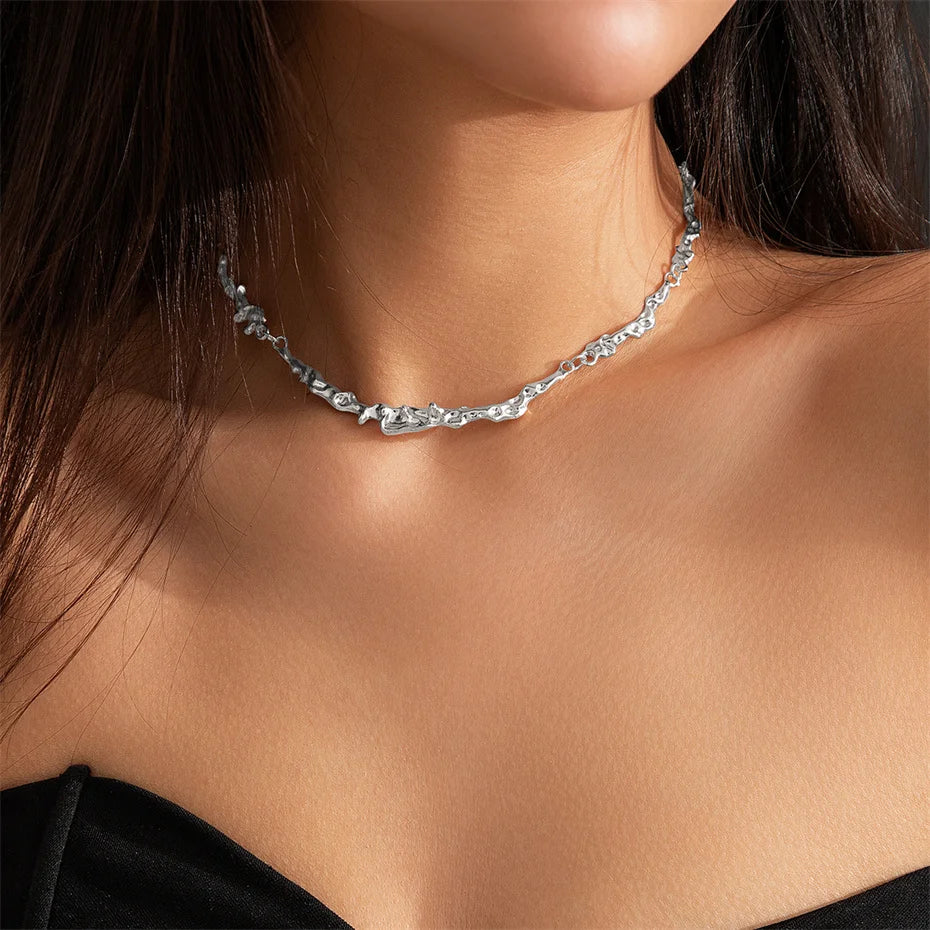 Simple Irregular Bone Chain Necklace for Women 2024 Trend Goth Metal Choker Aesthetic Jewelry Accessories Steampunk Men