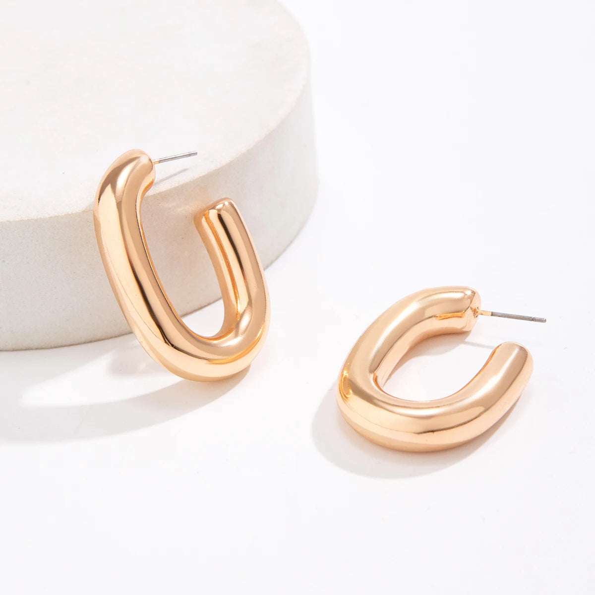 Vintage U Shape Circle Stud Earrings for Women Fashion Statement Exquisite Geometric Piercing Earring Steampunk Jewelry