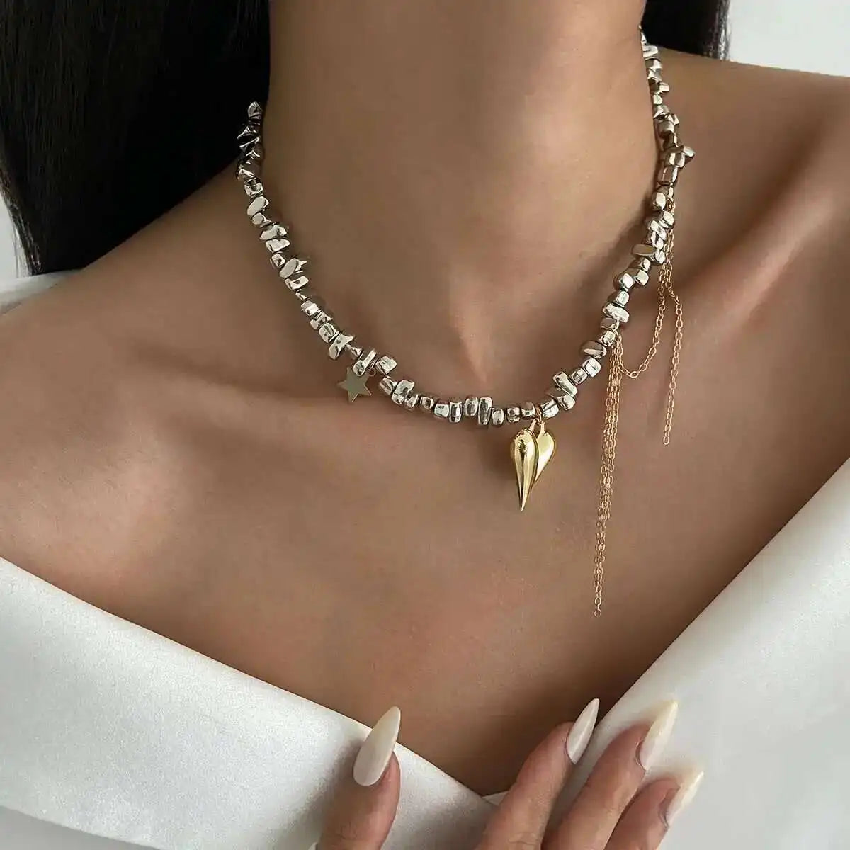 2025 Trendy Love Heart Pendant Necklace for Women Vintage Elegant Irregular CCB Beaded Choker Necklace Charm Jewelry