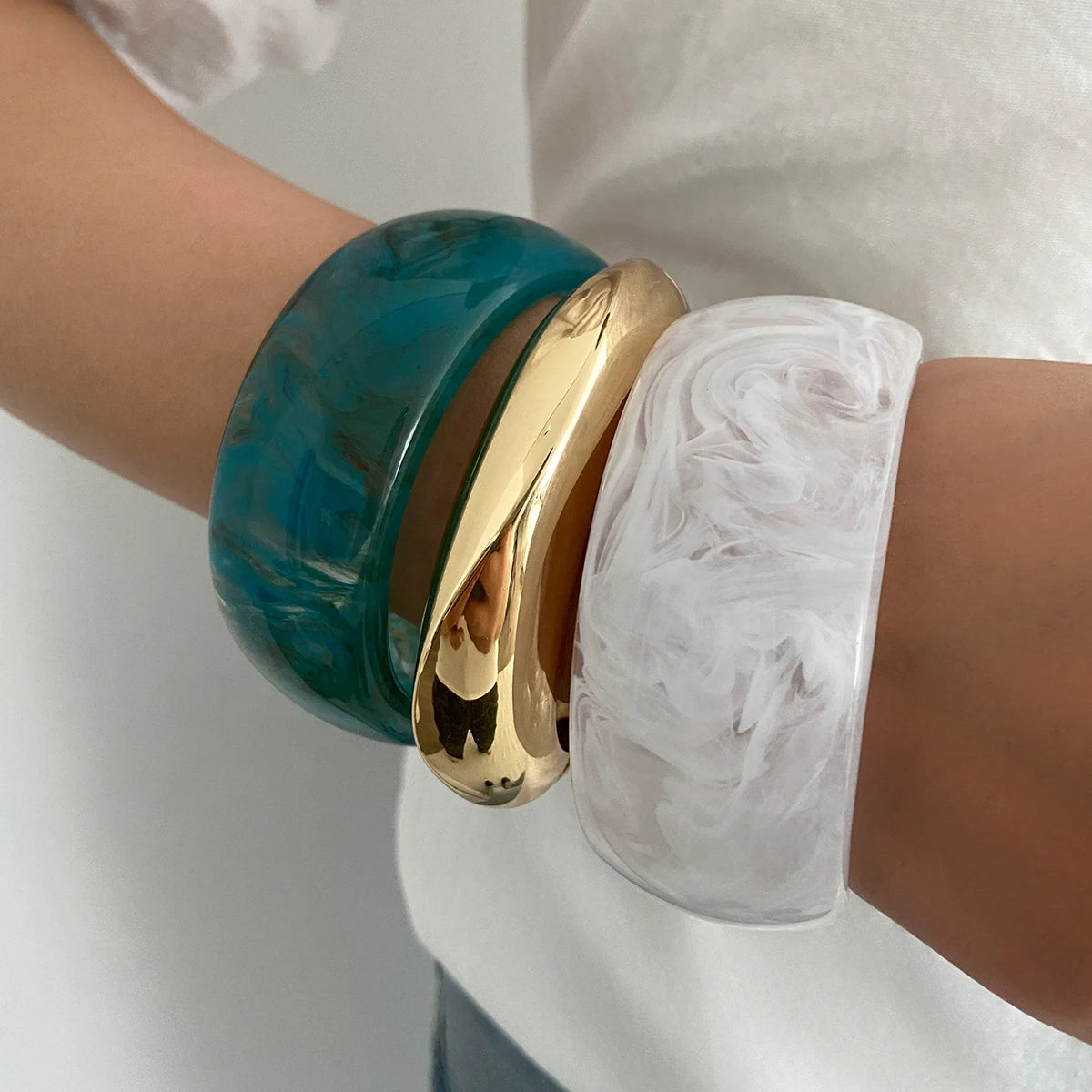 Y2K Kpop Glossy Irregular Thick Resin Acrylic Bangles for Women 2025 New Trend Vintage Arm Bracelets Pulseras Jewelry