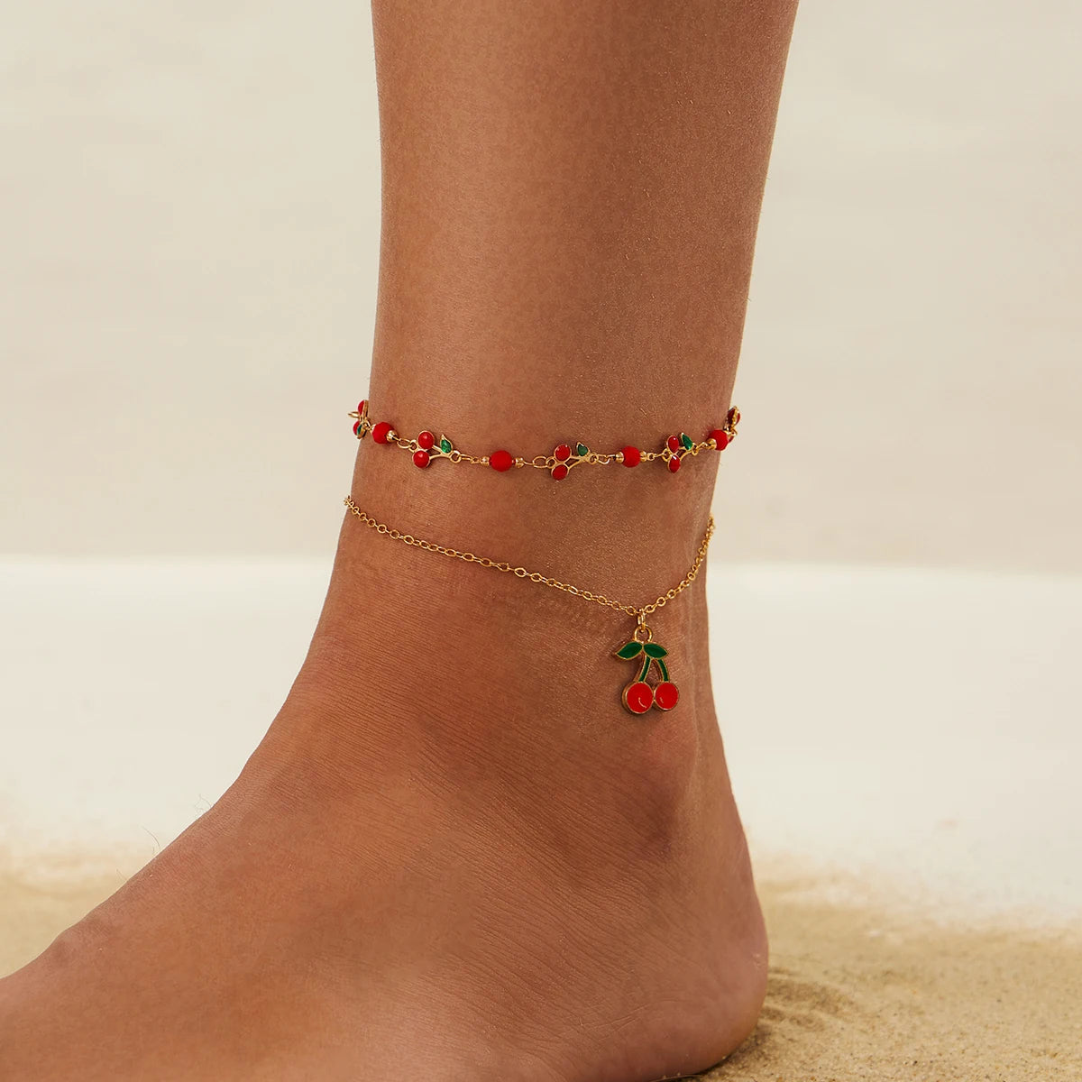 2Pcs/Set Boho Exquisite Red Cherry Pendant Anklet for Women Summer Beach Simple Metal Chain Ankle Barefoot Foot Jewelry