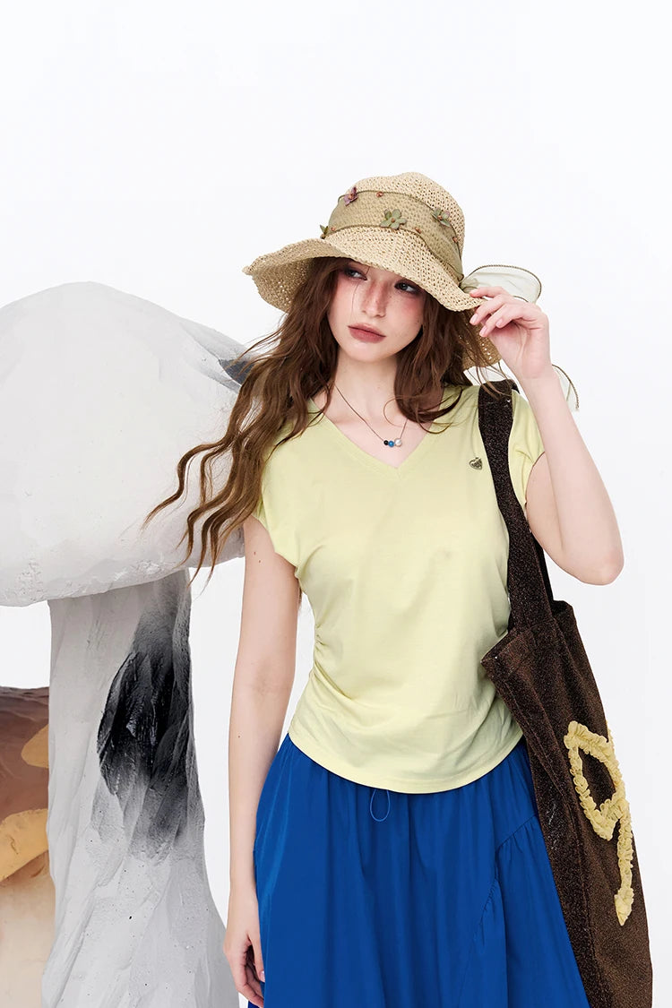 Ruched Waist V-Neck T-Shirt, Heart Metal Detail Fitted Knit Top, Casual Slim Fit Short Sleeve Tee for Women