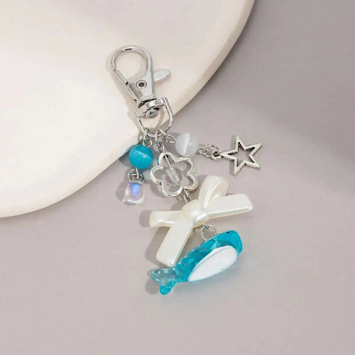 Y2K 2025 New Korean Fashion Strawberry Bow Keychains Heart Pendant Keyring Ins Aesthetic Holder Bag Pendant Accessories