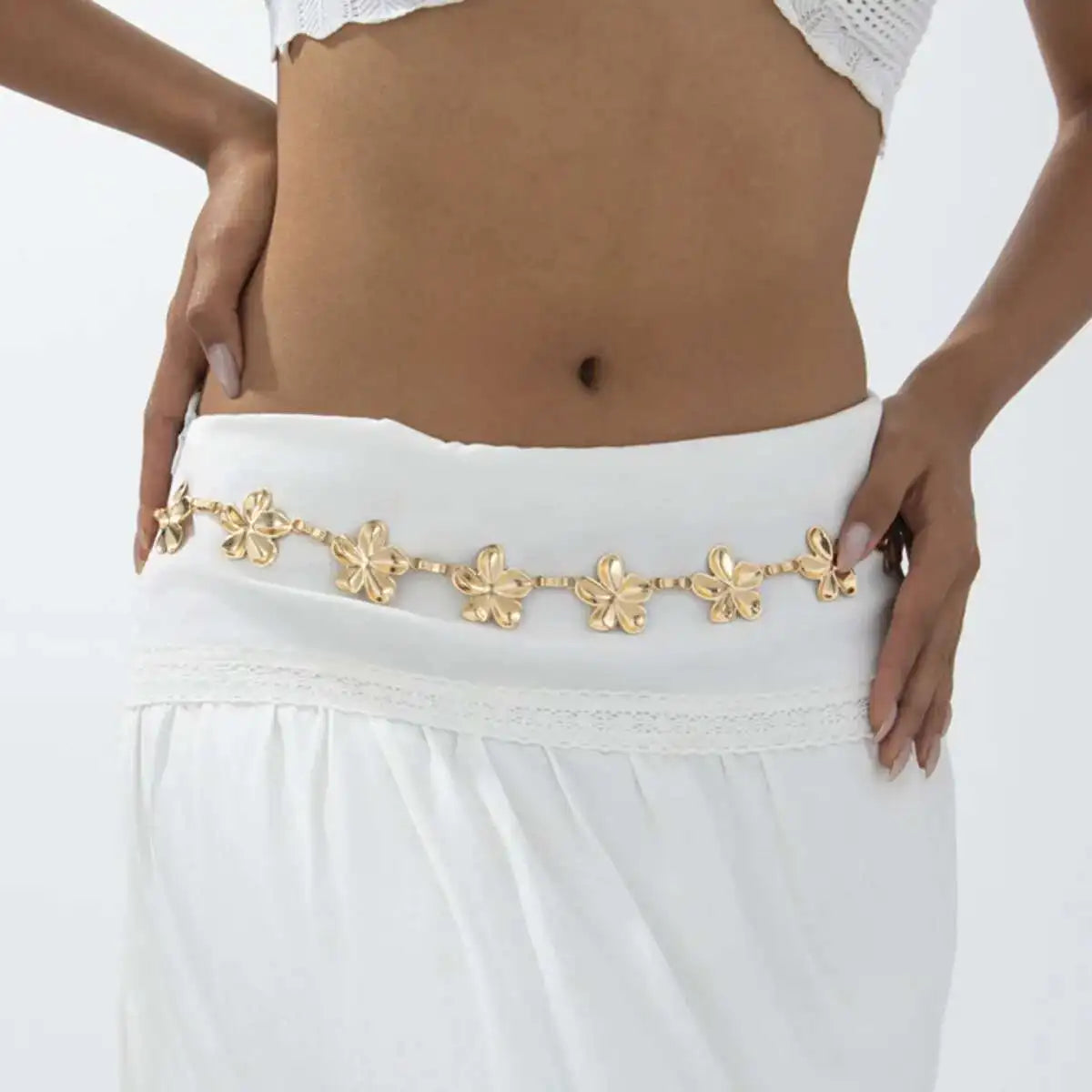 2 Styles Creative Exquisite Metal Flower Jeans Dress Waist Chain for Women Summer Bikini Sexy Belly Chain Charm Jewelry