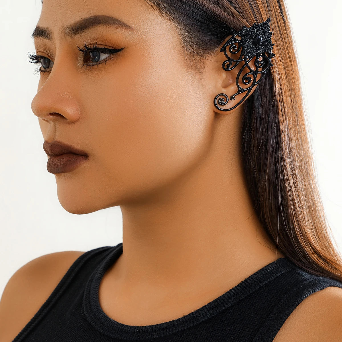 1Pair Gothic Punk Black Hollow Ear Cuff Earrings for Women Vintage Elf Fairy Clip Earrring Halloween Jewelry Accessories Gift