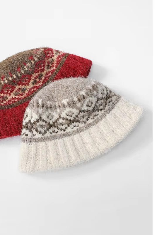 2025 Winter New Arrivals Cute Casual Preppy Diamond Dome Stripe Beanie For Women
