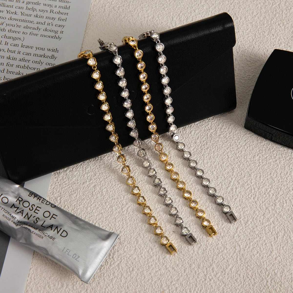 Stainless Steel Chain Bracelet with Heart-Shaped Zirconia and Gold Color Plating for Women Casual Everyday Jewelry Gift