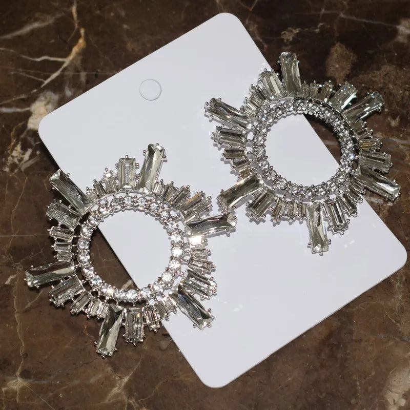 New Fashion Women Shiny Rhinestone Sunshine Styles Dangle Earrings Jewelry Boutique Evening Dress Statement Earrings Accessories