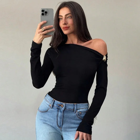 Hardwear Detail One Shoulder Long Sleeve Top Solid Color Sexy Tight Fitted T Shirts Woman Fall 2025 Fashion