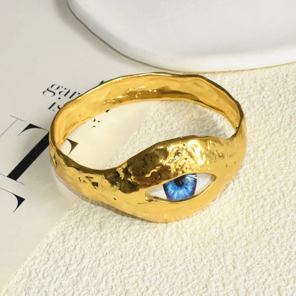 Surrealist Alloy Plated Eyes Nose Mouth Small Wrist Bangle For Women Fashion Jewelry Gorgeous Hand Simple Bracelet Accessory