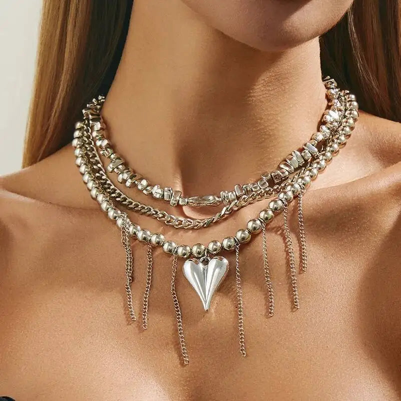 Trendy Exquisite Love Heart Pendant Choker Necklace for Women Boho Silver Color Tassel Metal Chain Wedding Neck Jewelry