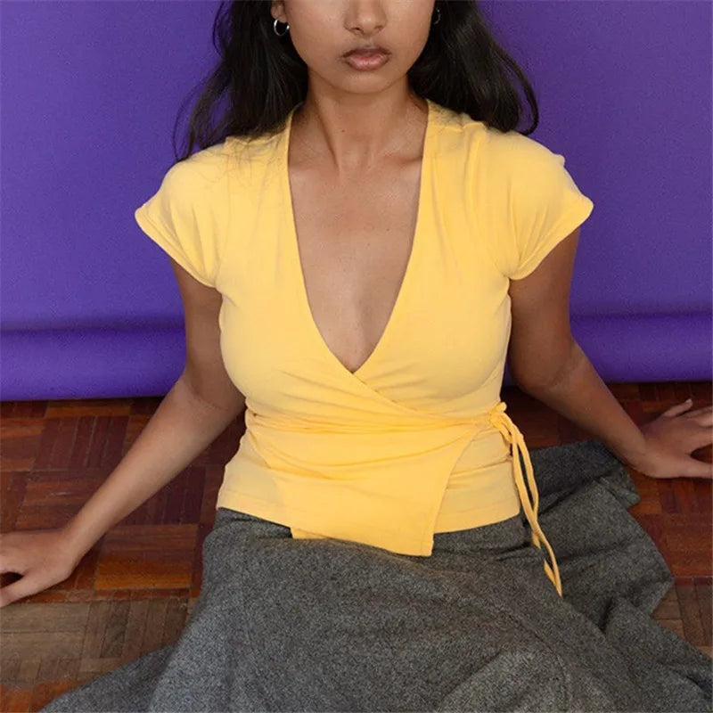 Ladies Surplice Wrap V‑Neck Short Cap Sleeve T‑Shirt Side Tie Knot Fitted Cropped Top Solid Color Casual Daily Blouse