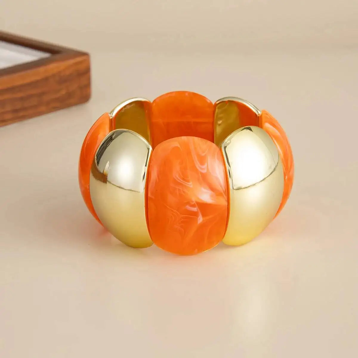 Wide Resin Bracelets for Women, Vintage Elastic Rope Bangle, Versatile Hand Jewelry, Fashion Personality, 2026 Style